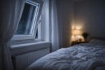 Dlaczego powietrze w sypialni pogarsza się w nocy mimo uchylonego okna